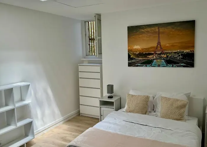 Διαμέρισμα Parisian Spacious 70m2 Flat Near Eiffel Tower